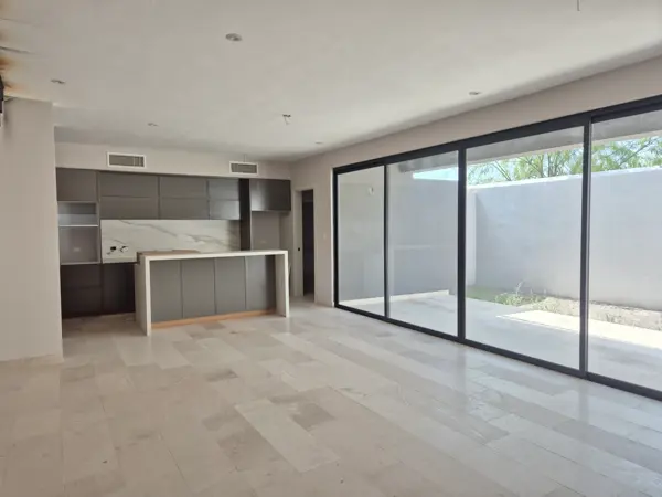 Casa en venta en Las Trojes, Torreón — foto 2 de 13