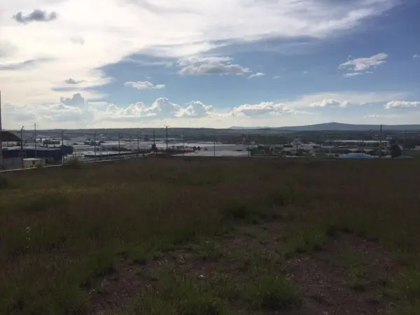 Terreno en venta en Parque Industrial Bernardo Quintana, El Marqués — foto 3 de 12
