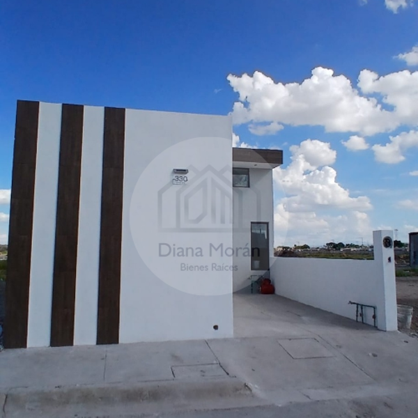 CASA EN VENTA EN TABACHINES