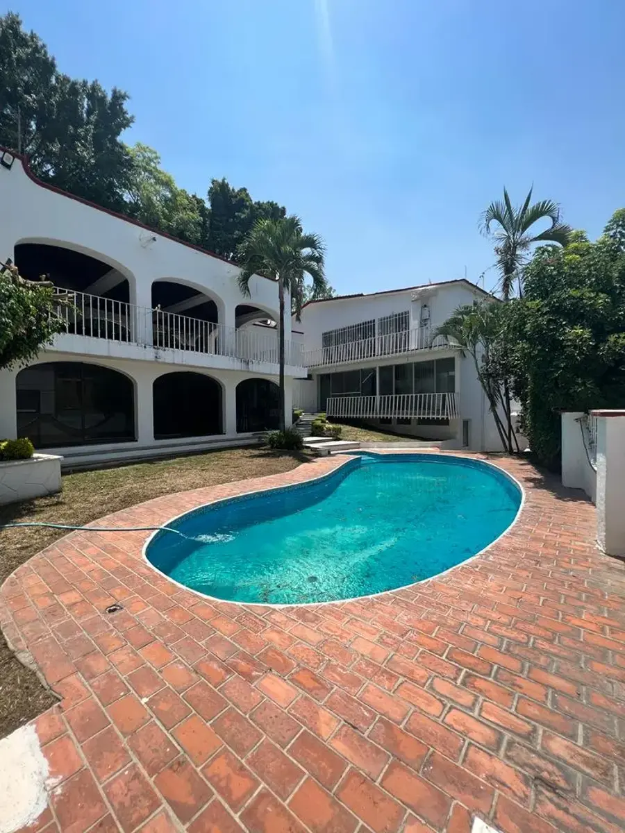 Casa en venta en Club de Golf, Cuernavaca — foto 1 de 21