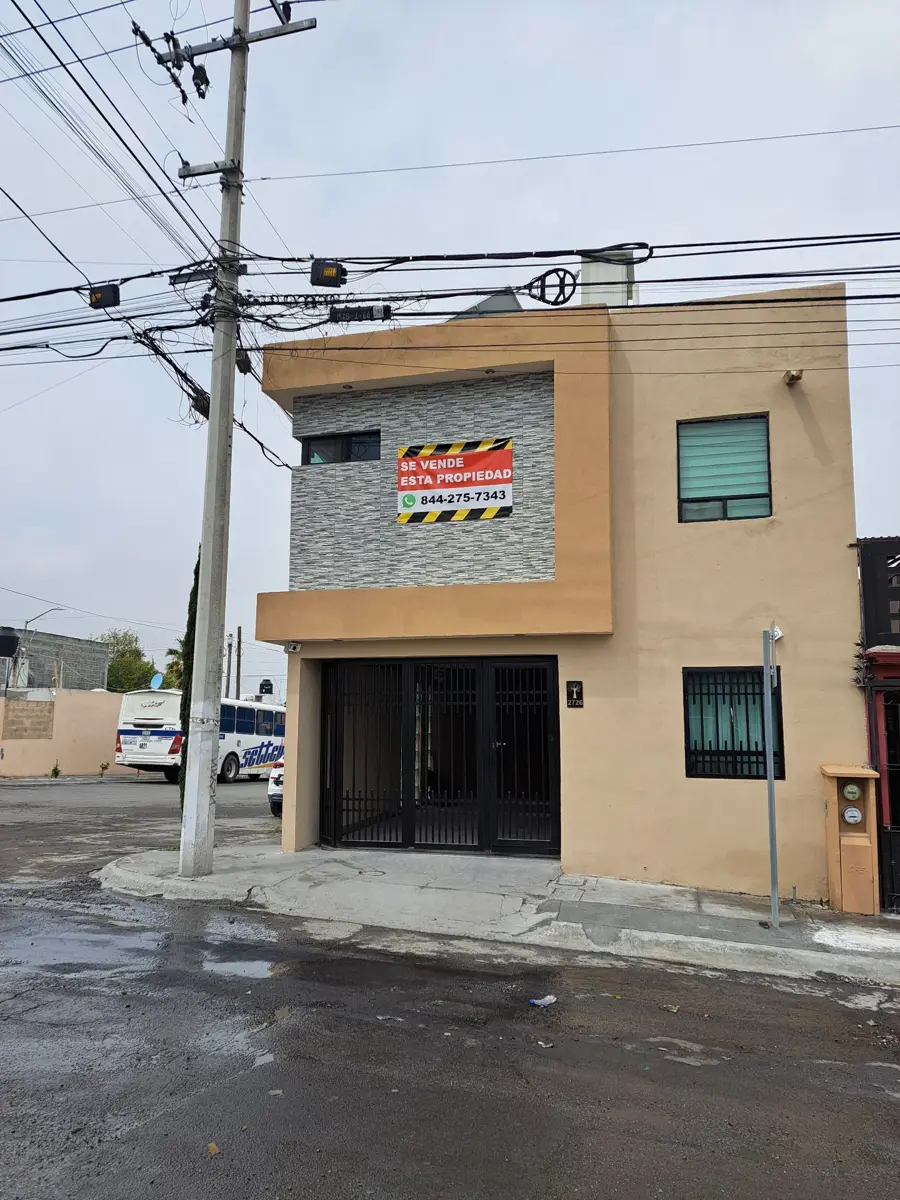 Casa en venta en Nuevo Mirasierra, Saltillo — foto 1 de 26