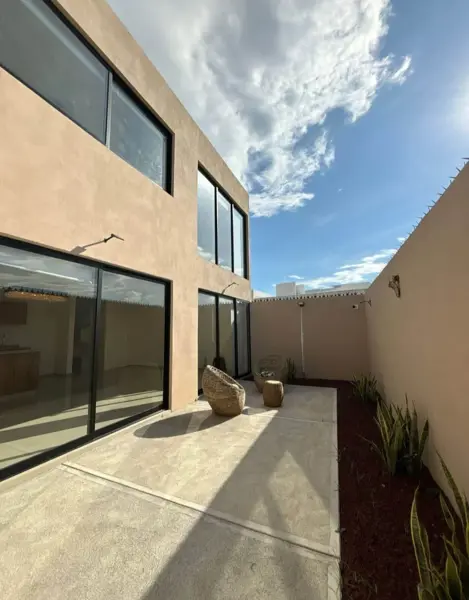 Casa en venta en Lomas de la Rioja, Alvarado — foto 3 de 8