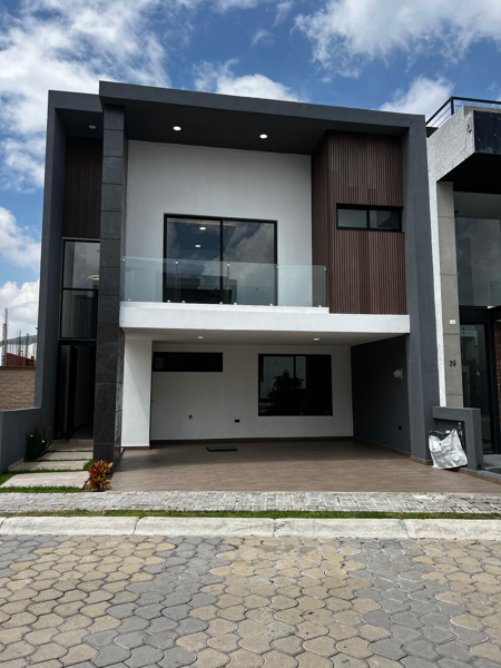 Casa en venta en Lomas de Angelópolis, Ocoyucan — foto 2 de 40