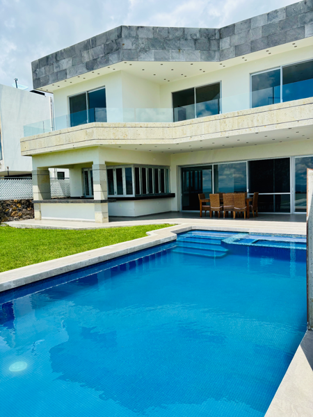 Casa en venta en Lomas de Cocoyoc, Atlatlahucan — foto 2 de 16