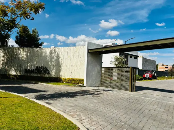Terreno en venta en La Cañada, San Pedro Cholula, Puebla Terreno en venta en La Cañada, San Pedro Cholula, Puebla
