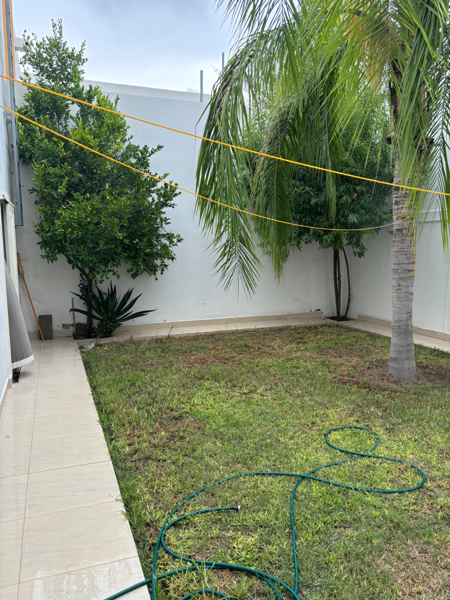 Vista 3 de Casa en Venta en Torreon Jardin, Torreón, Coahuila de Zaragoza