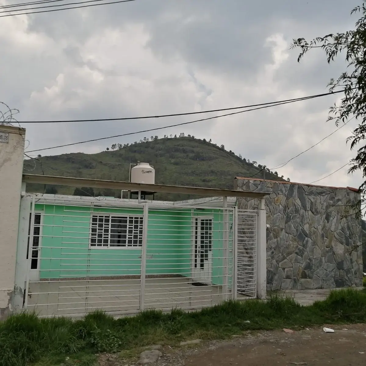 Casa en venta en Santa Cruz Atzcapotzaltongo, Toluca — foto 1 de 10