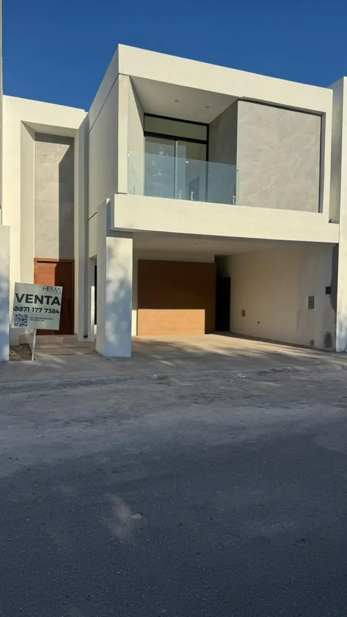 Casa en venta en Los Viñedos, Torreón — foto 1 de 48