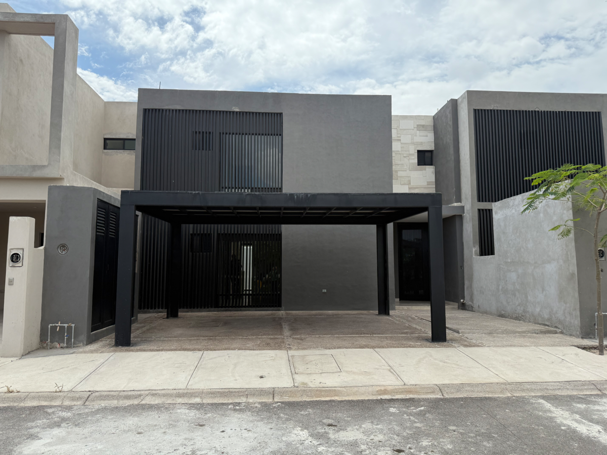Casa en venta en Las Trojes, Torreón — foto 1 de 13