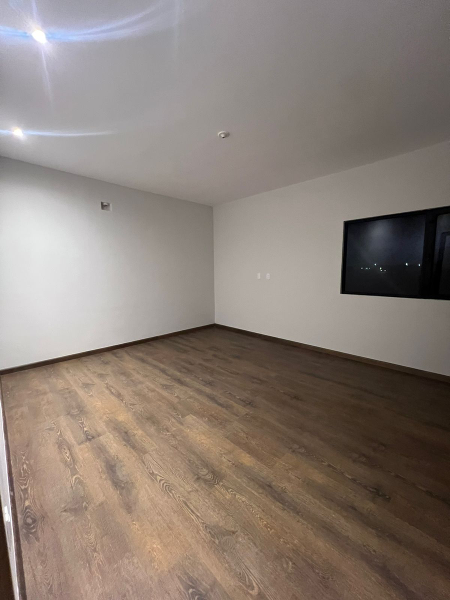 Vista 5 de Venta casa en Viñedos