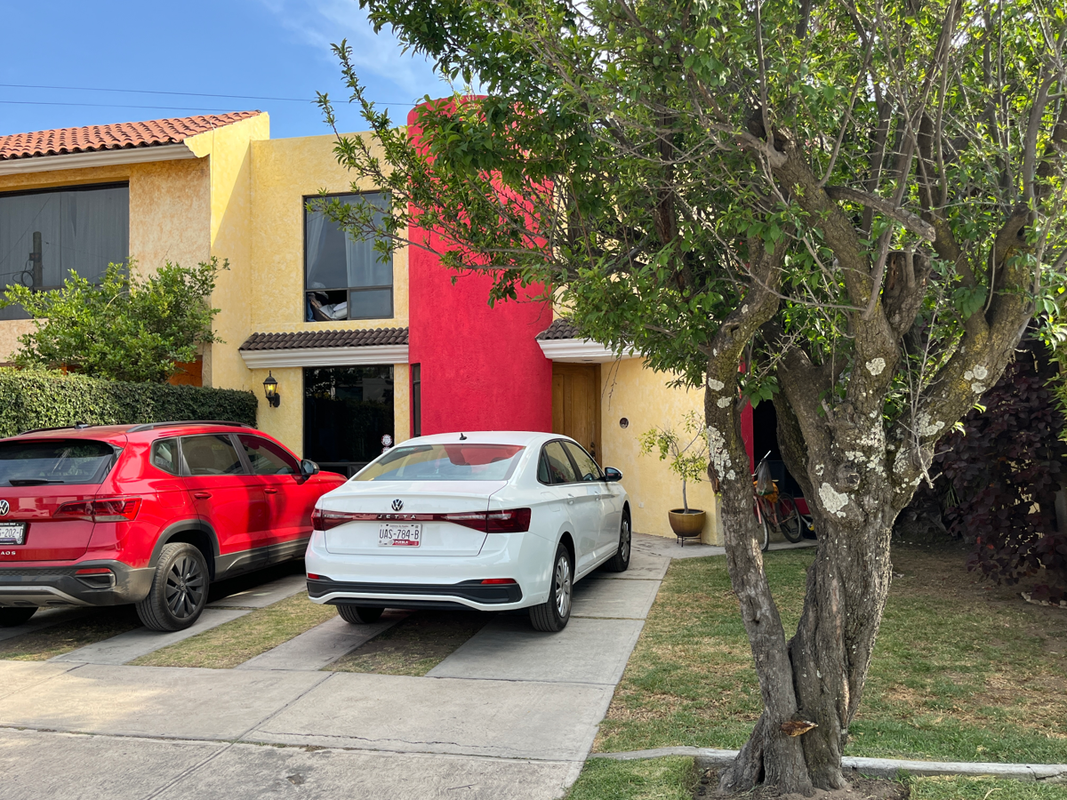Casa en venta en Bosques de Zerezotla, San Pedro Cholula — foto 1 de 16