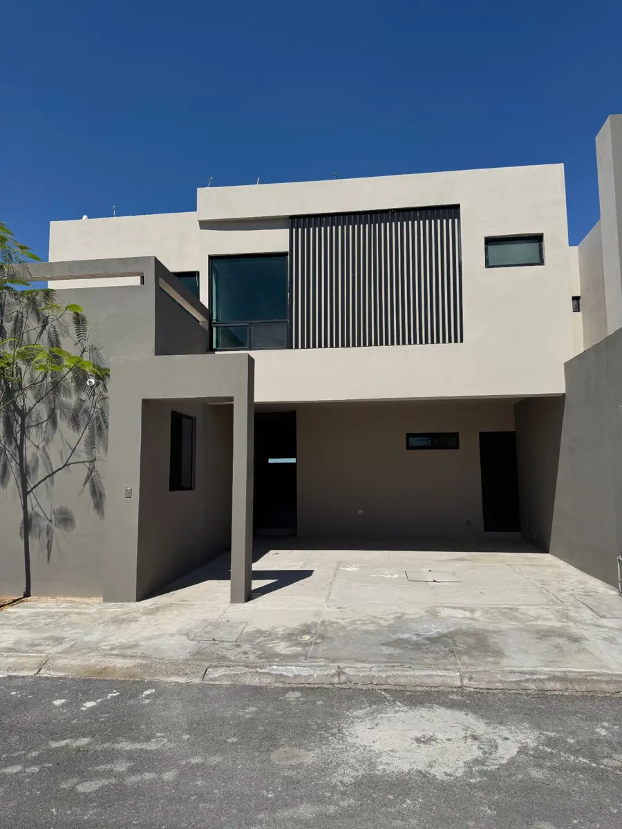 Casa en venta en Las Trojes, Torreón — foto 1 de 33