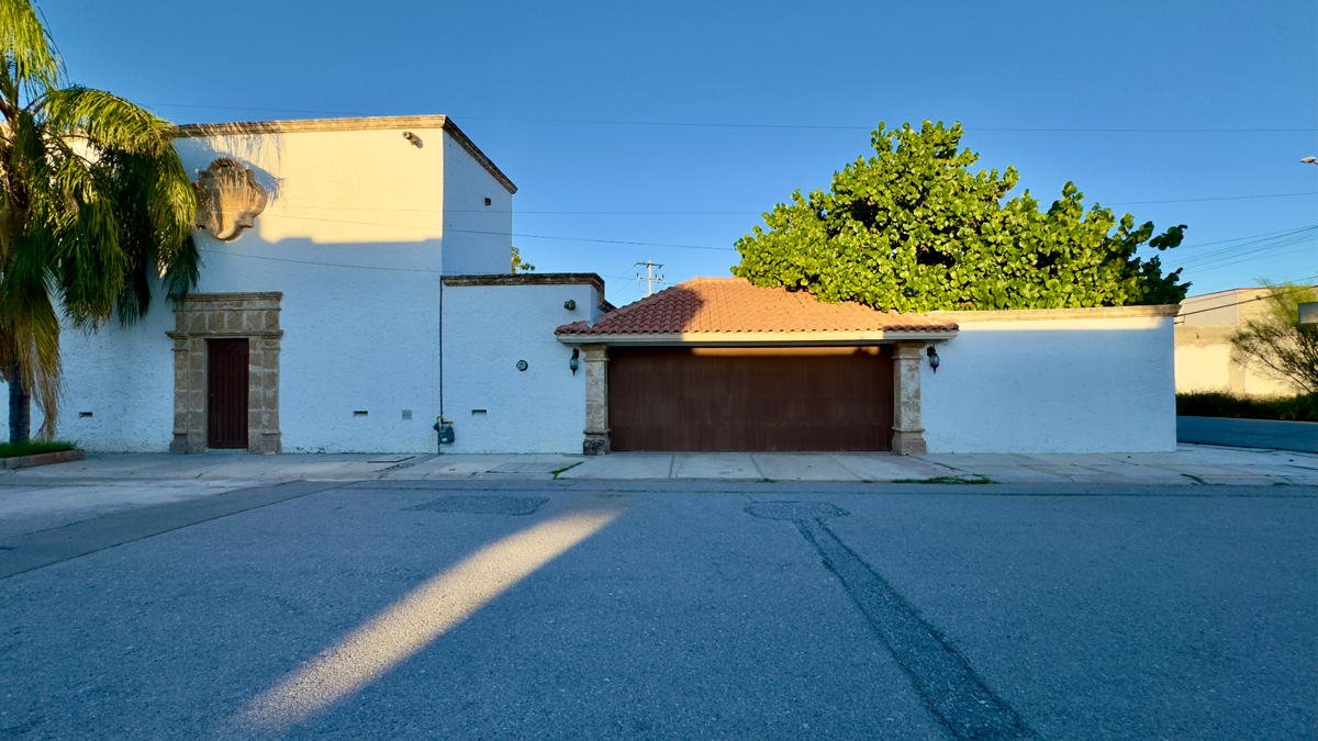 Casa en venta en Residencial el Fresno, Torreón — foto 1 de 37