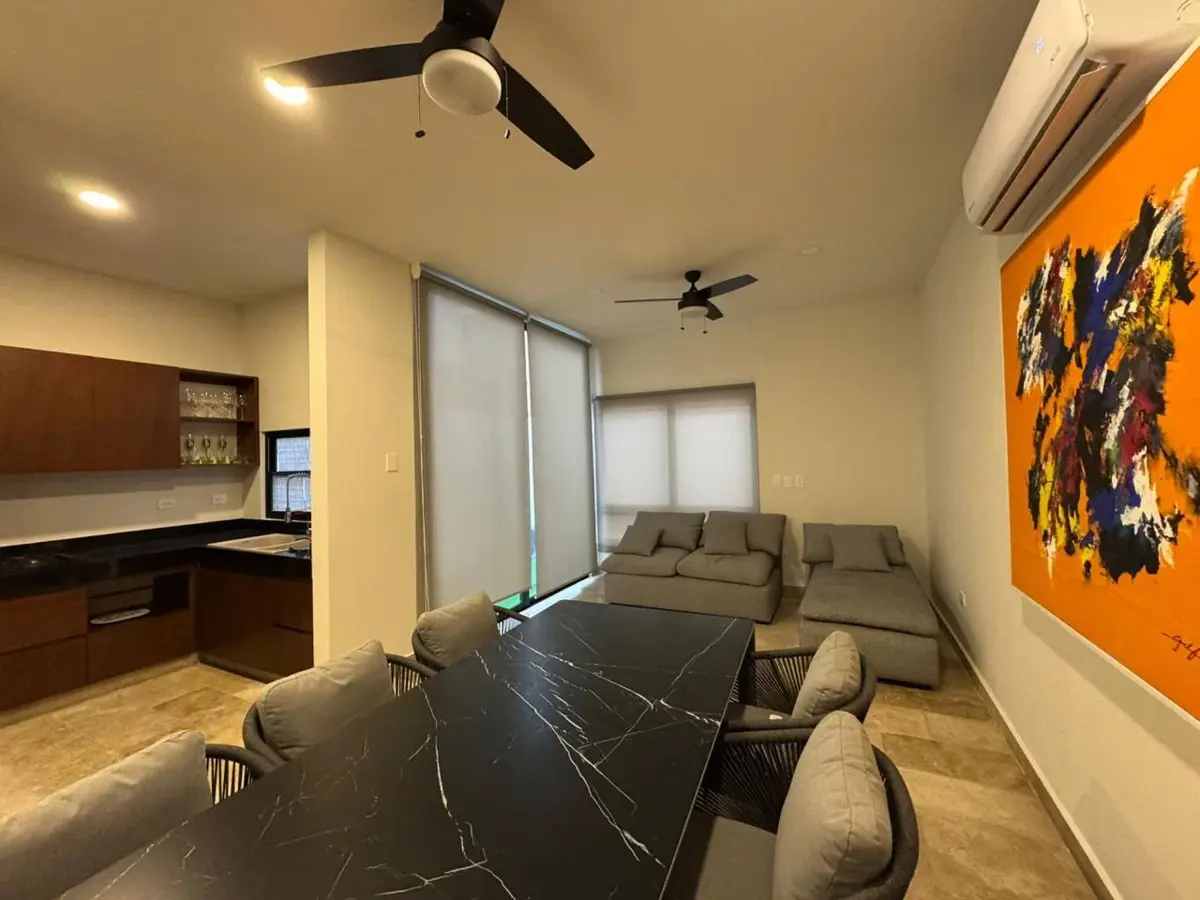 Casa en renta en Montebello, Mérida — foto 1 de 20