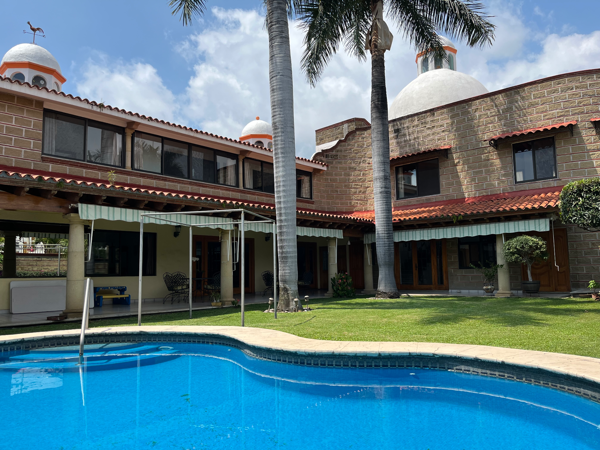 Casa en renta $40,000 Amueblada o sin muebles!