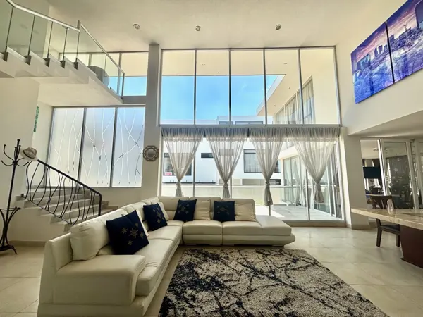 Casa en venta en Lomas de Angelópolis, San Andrés Cholula — foto 3 de 30