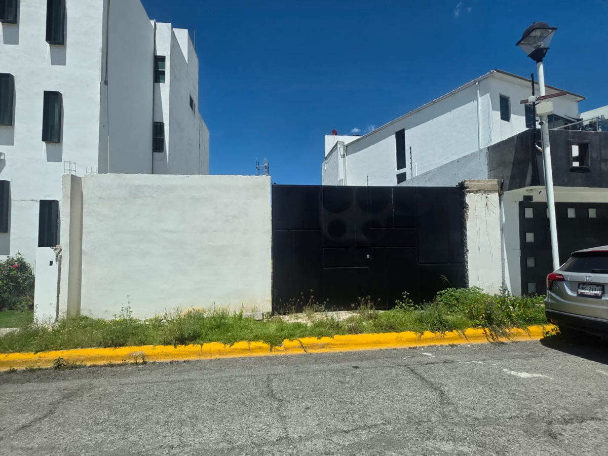 Terreno en venta en La Puerta de Hierro, Pachuca de Soto