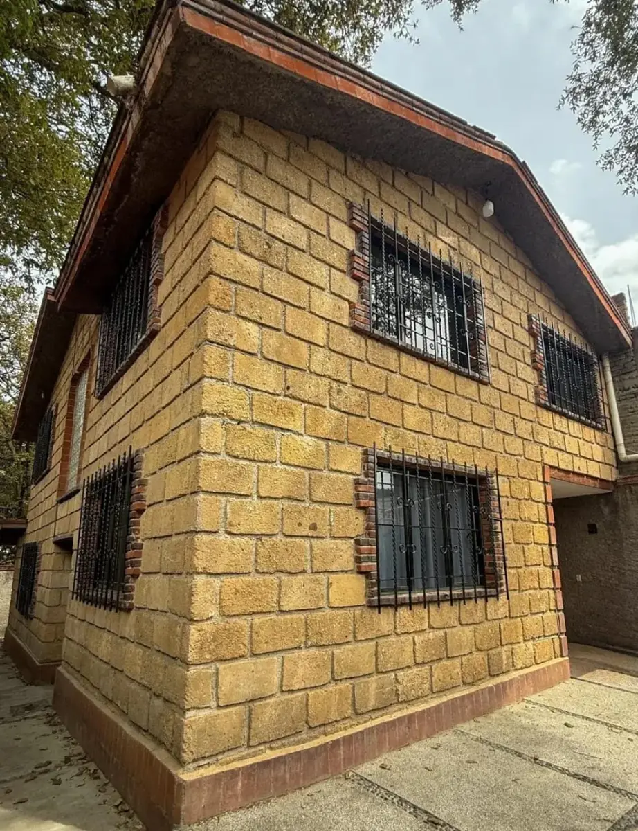 Casa en venta en El Mirador 1A Sección, Tlalpan — foto 1 de 18