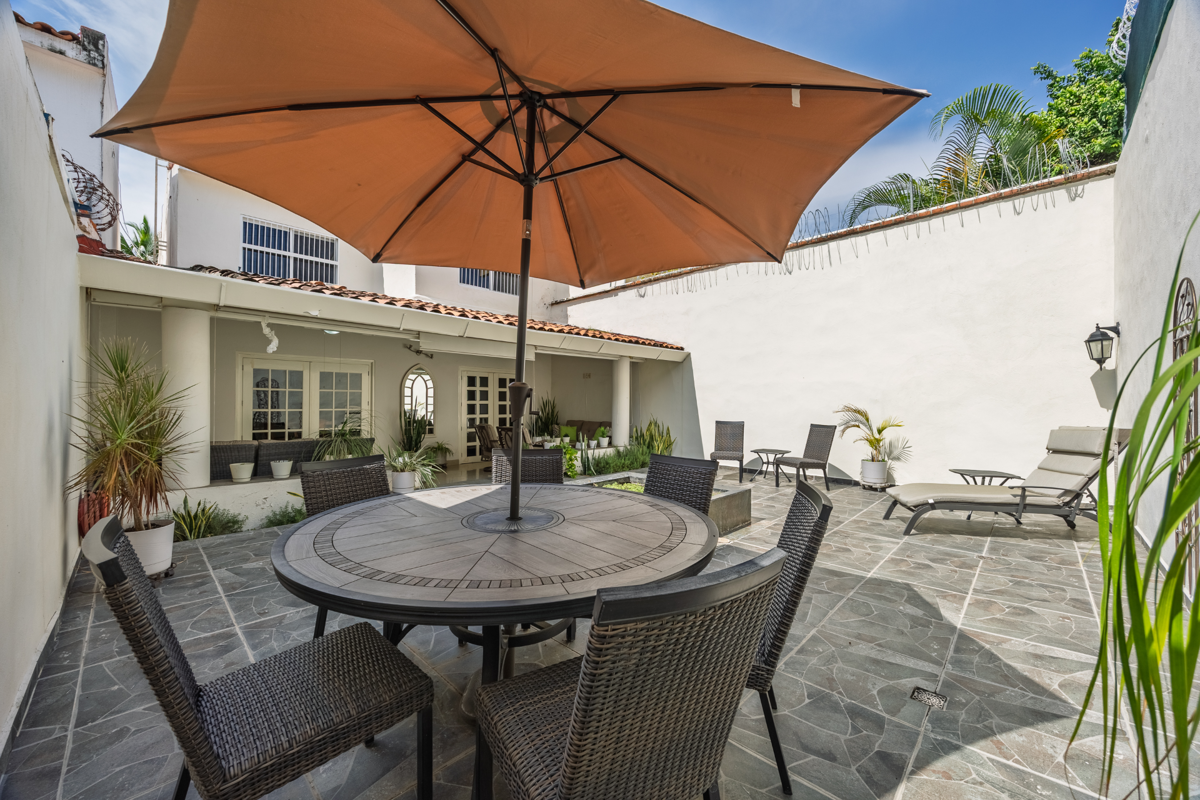 Casa en venta en Las Aralias, Puerto Vallarta — foto 1 de 64