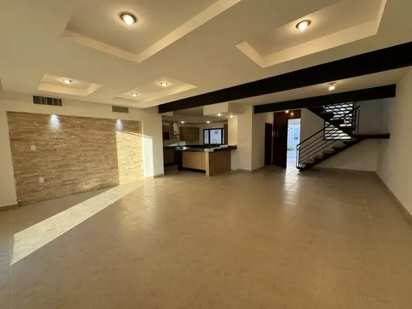 Casa en venta en Altozano la Nueva Laguna, Gómez Palacio — foto 3 de 25