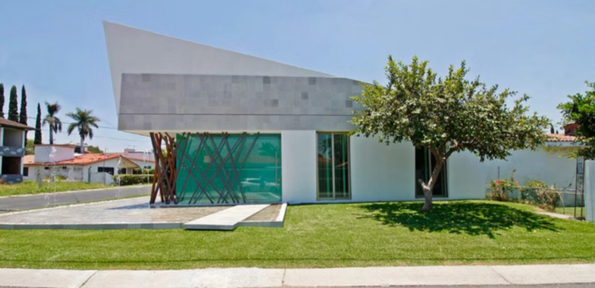 Casa en venta en Lomas de Cocoyoc, Atlatlahucan — foto 1 de 36