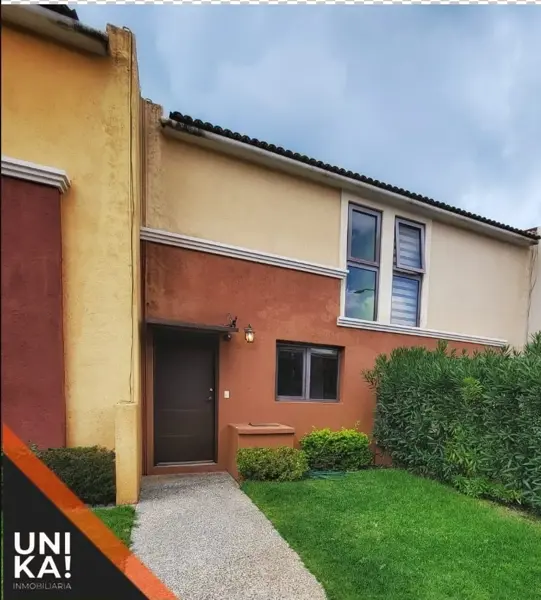 Venta de casa en coto Aves, Vistas Altozano, a tan solo 10 min de Plaza Altozano
