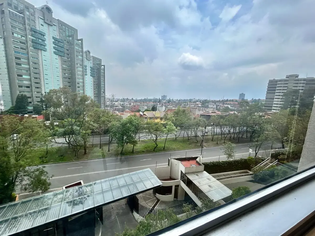 Departamento en venta en Bosques de las Lomas, Cuajimalpa de Morelos — foto 1 de 30