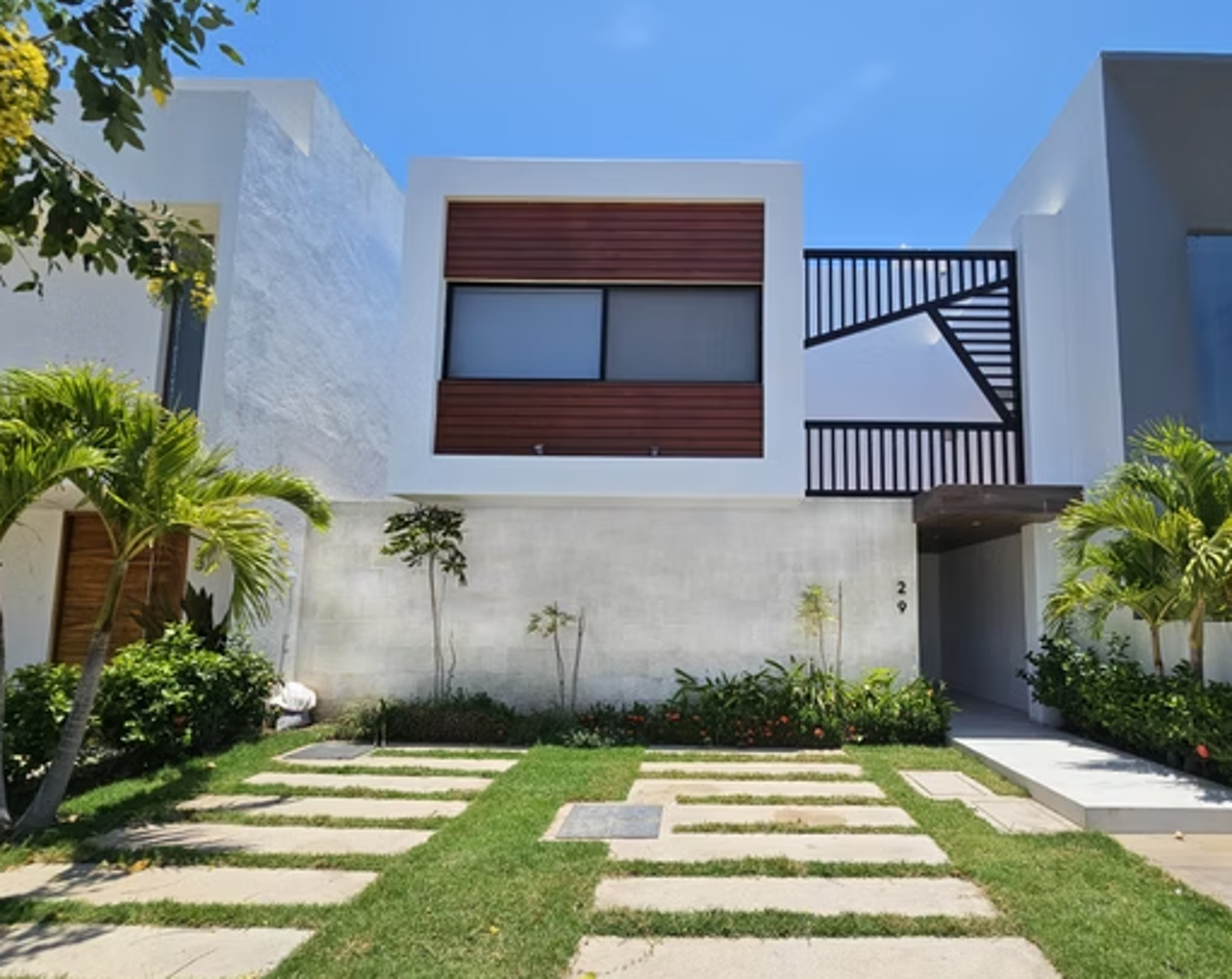Casa en venta en Cruz de Huanacaxtle, Bahía de Banderas — foto 1 de 25