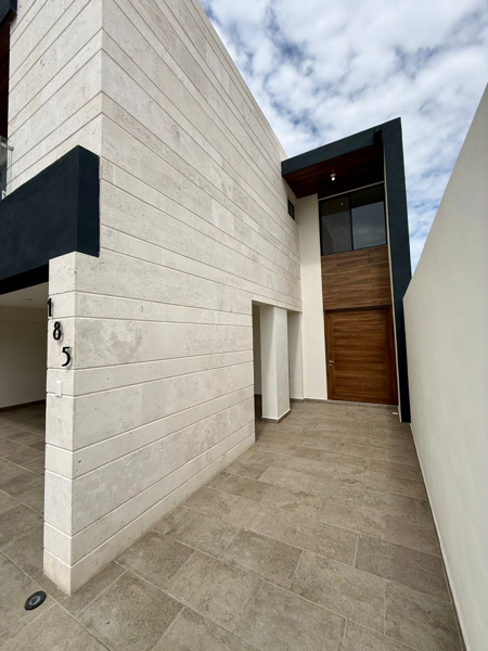 Casa en venta en Monte Sabino Residencial, Saltillo — foto 2 de 30