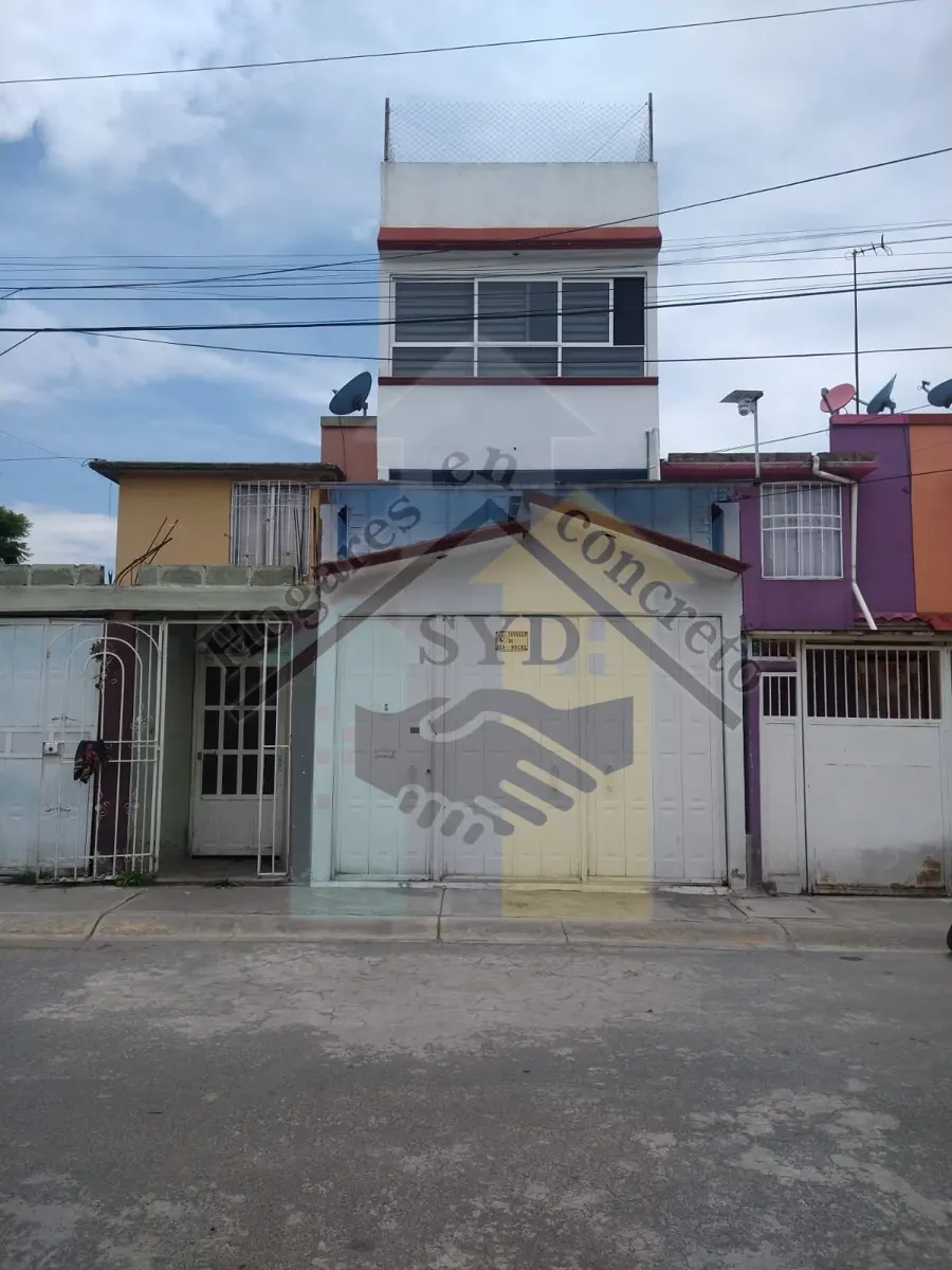 Casa en venta en Lomas Chicoloapan, Chicoloapan — foto 1 de 18