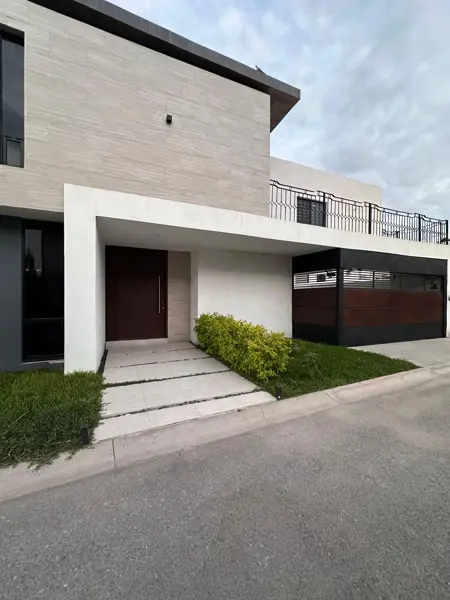 Casa en venta en Villas del Renacimiento, Torreón — foto 2 de 11