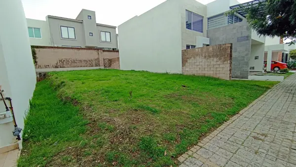 Terreno en venta en Lomas de Angelópolis, San Andrés Cholula — foto 3 de 22