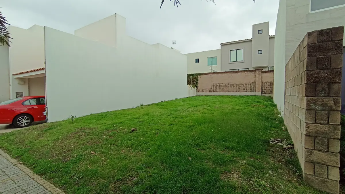Terreno en venta en Lomas de Angelópolis, San Andrés Cholula — foto 1 de 22