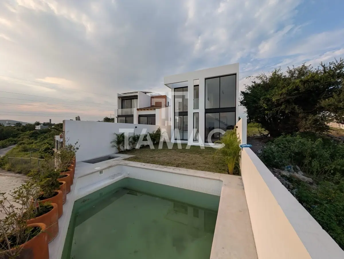 Casa en venta en Club de Golf Santa Fe, Xochitepec — foto 1 de 48