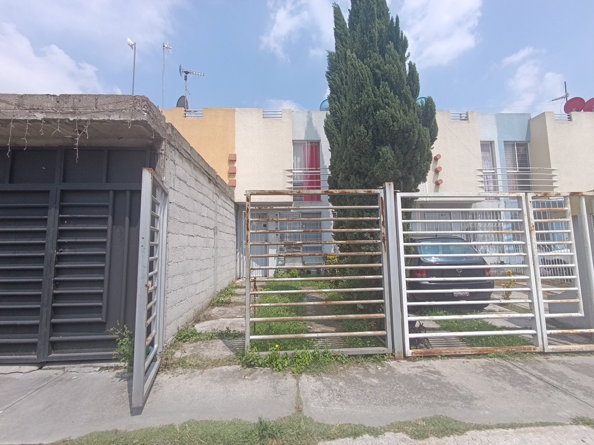 Casa en venta en Los Héroes Ozumbilla, Tecámac — foto 1 de 24