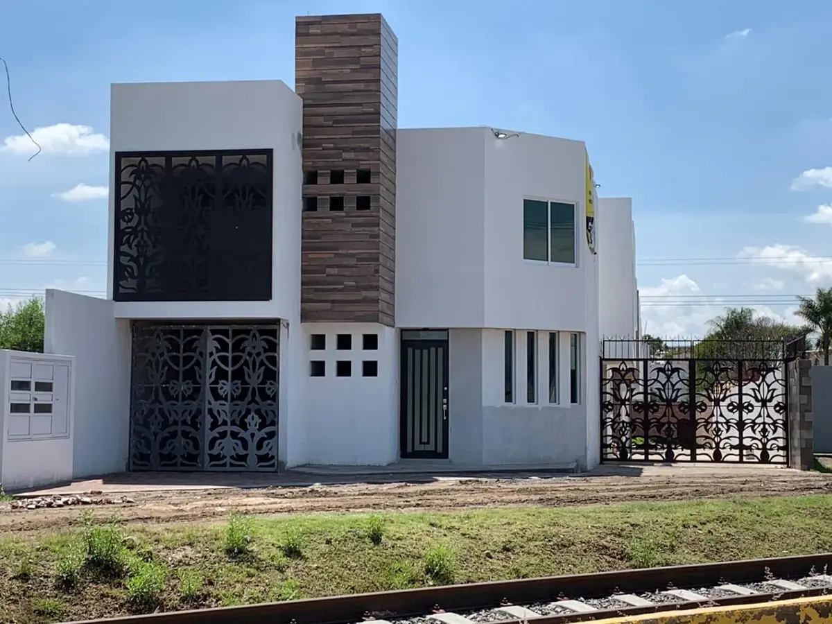 Casa en venta en Santiago Momoxpan, San Pedro Cholula — foto 1 de 25