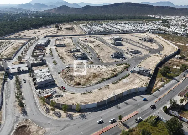 Terreno en venta en Los Valdez, Saltillo — foto 2 de 10