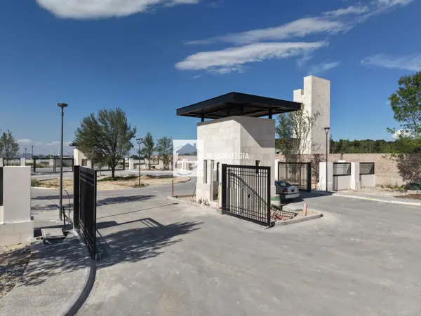 Terreno en venta en Los Valdez, Saltillo — foto 2 de 13