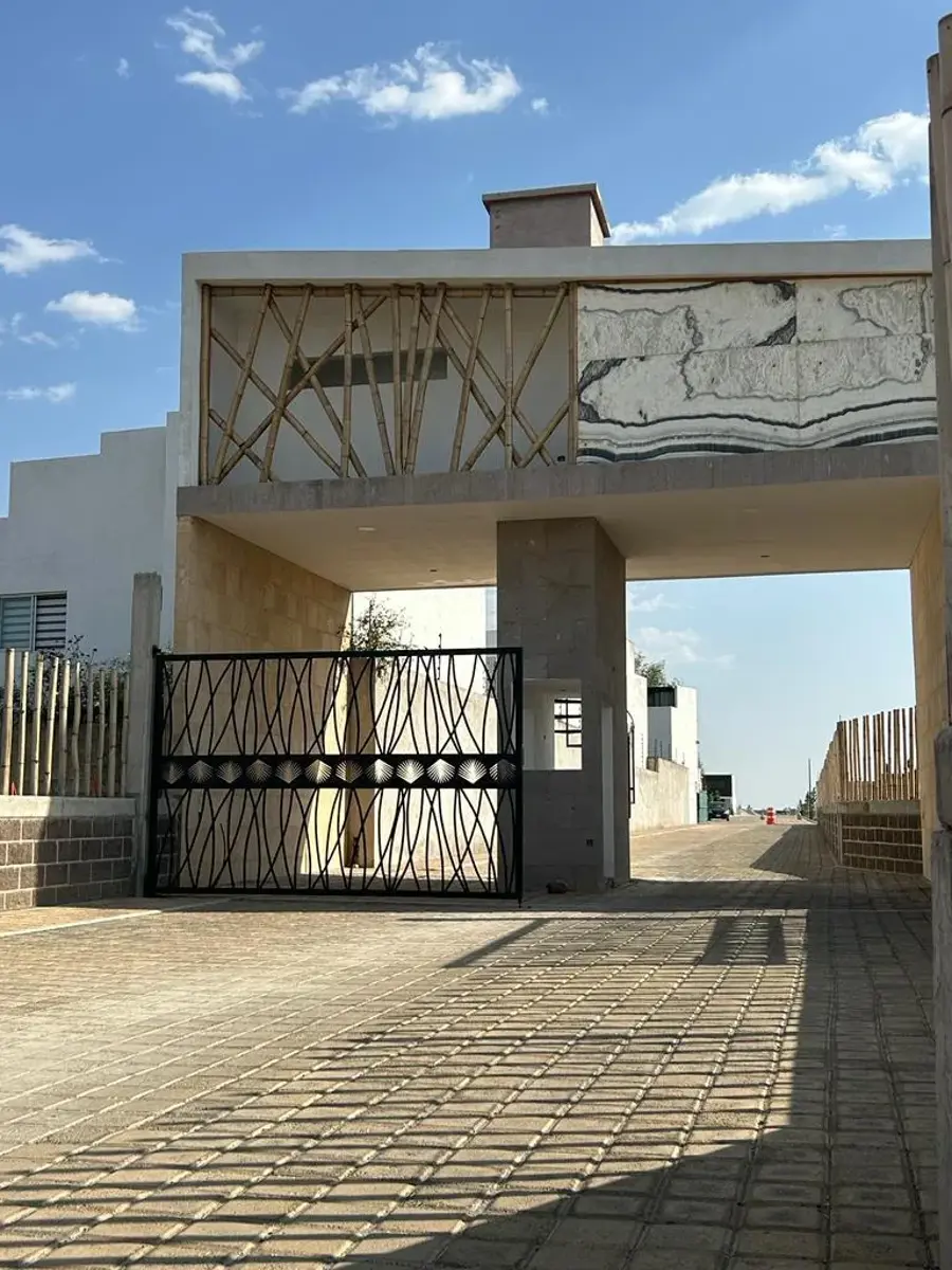 Terreno en venta en San Lorenzo, Cuautlancingo — foto 1 de 21