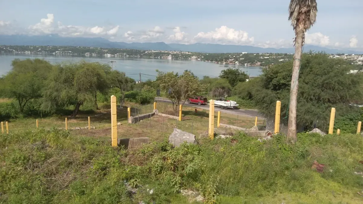 Vista 3 de Terreno en venta en Tequesquitengo, Morelos, en Club de Yates