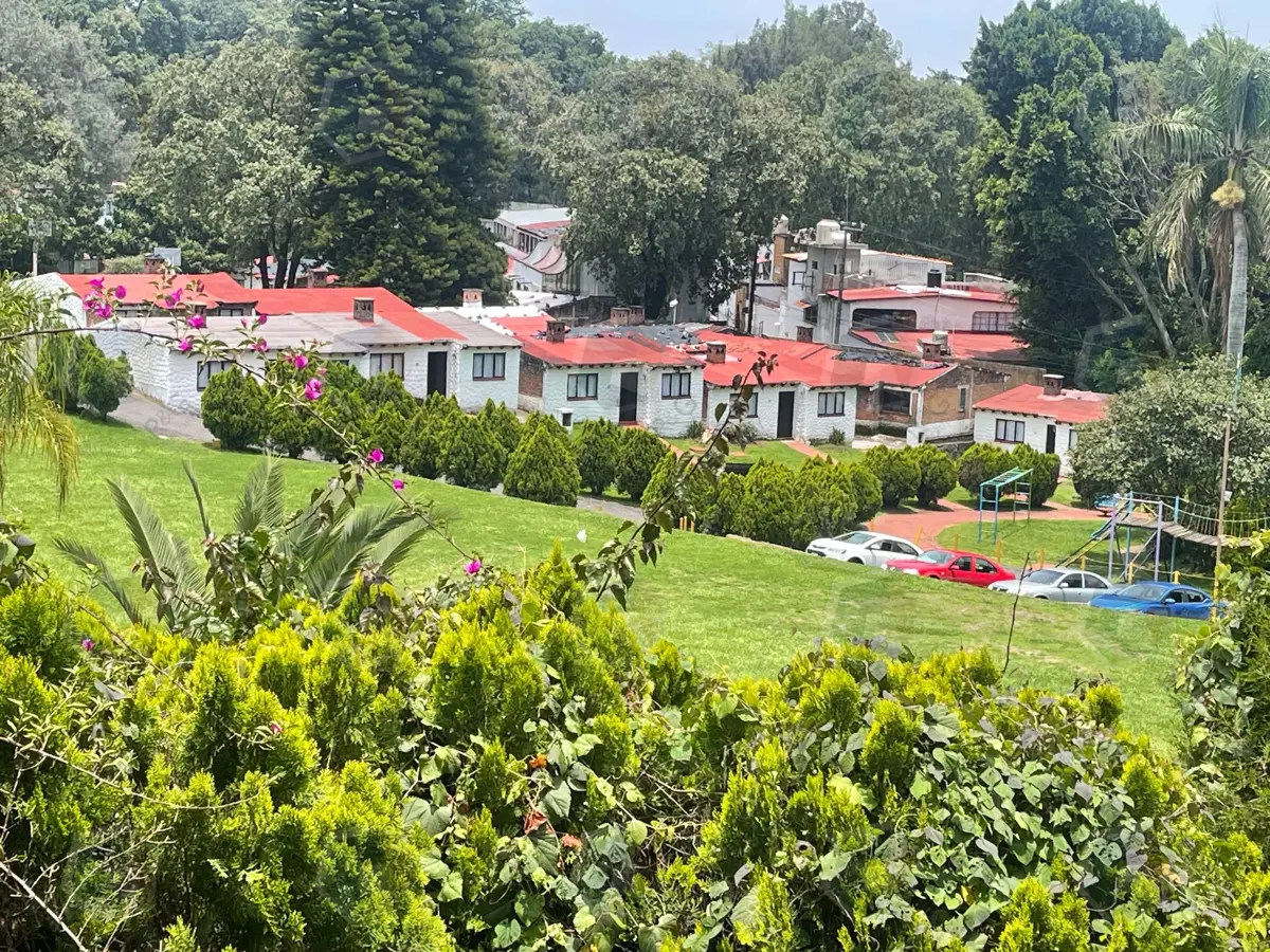 Terreno en venta en Santa Maria Ahuacatitlan, Cuernavaca — foto 1 de 45