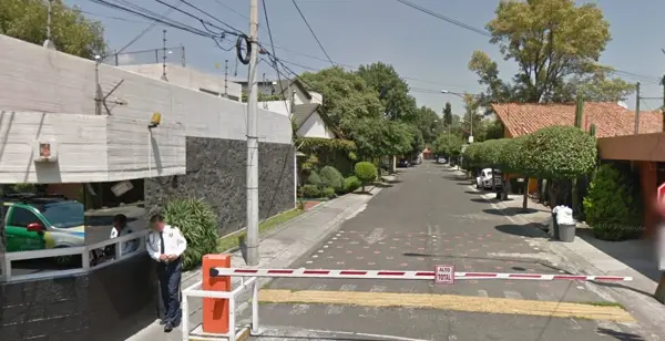 UBICADISIMO TERRENO EN VENTA EN JARDINES DEL PEDREGAL HABITACIONAL DOS NIVELES