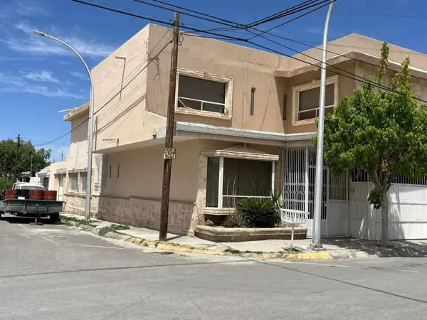 Casa en venta en Villa Jardin, Torreón — foto 3 de 5