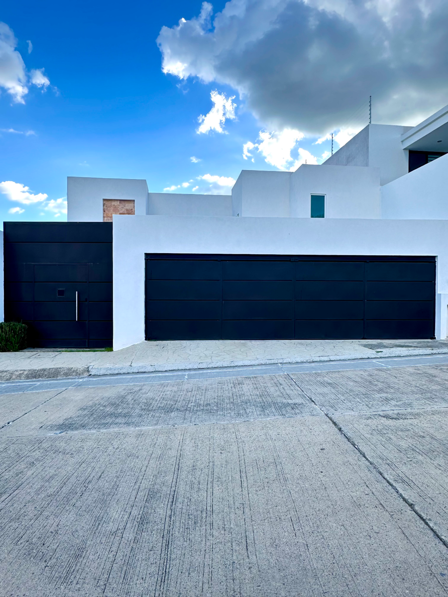Casa en venta en Jardines del Campestre, León — foto 1 de 17