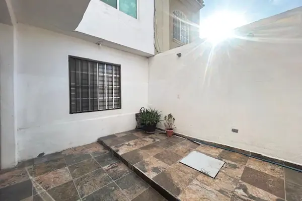 Casa en renta en Lomas del Valle, Ramos Arizpe — foto 3 de 18