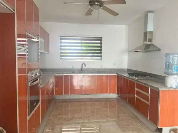 Casa en renta en Altabrisa, Mérida — foto 3 de 10
