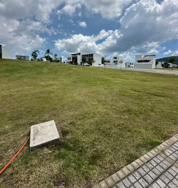 Terreno en venta en Lomas de Angelópolis, San Andrés Cholula — foto 3 de 4