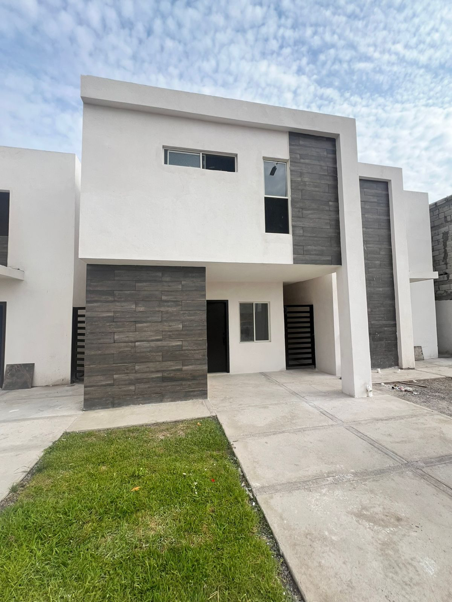 Casa en venta en Jardines del Periferico, Lerdo — foto 1 de 10