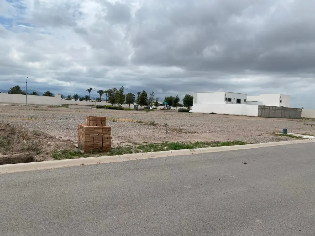 Terreno en venta en Almeras, Torreón — foto 1 de 15