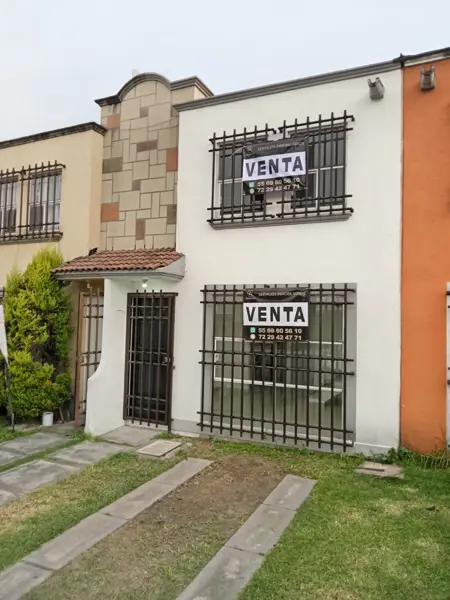 Casa en venta en Hacienda del Valle II, Toluca — foto 2 de 14
